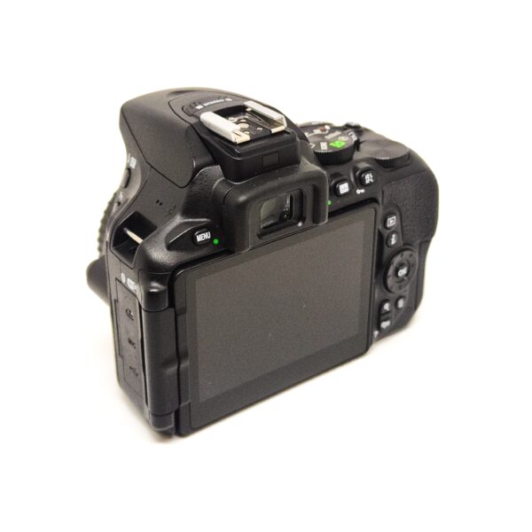 USATO: Nikon D5600 Body - immagine 5