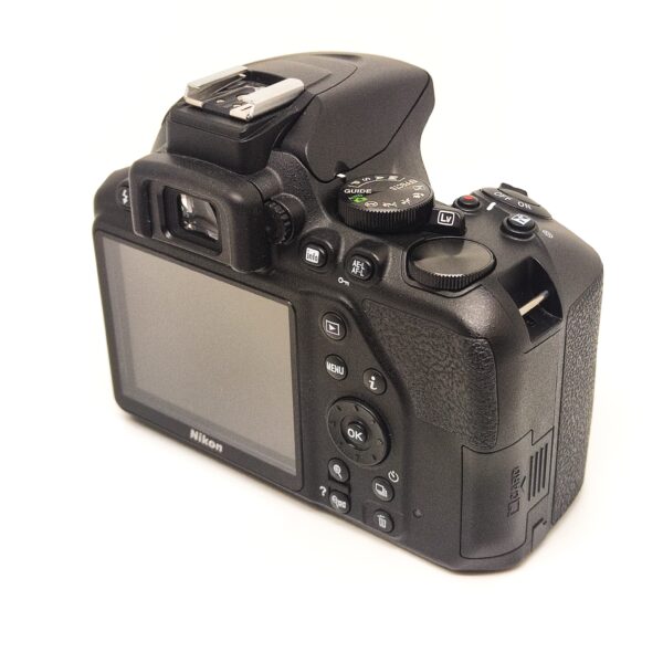 USATO: Nikon D3500 Body - immagine 6