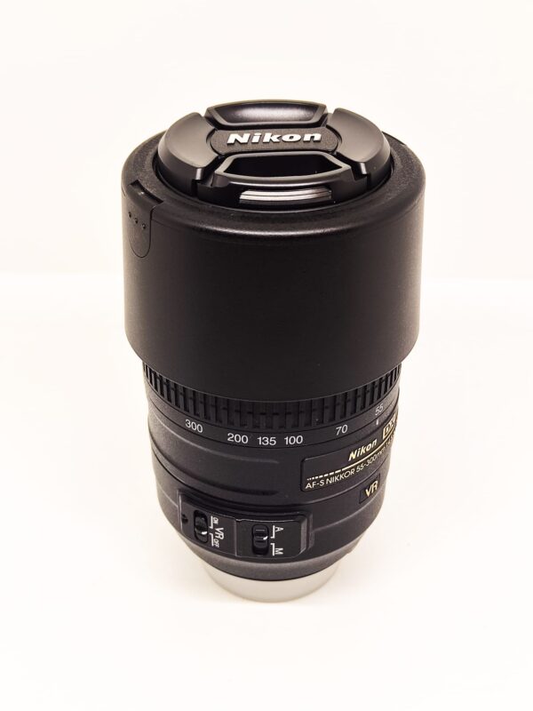 USATO: Nikon AF-S Zoom-NIKKOR 55-300mm  f/4,5-5,6G ED VR - immagine 2