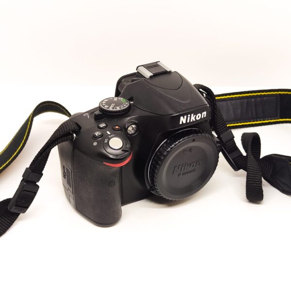 USATO: Nikon D5100 Body - immagine 3