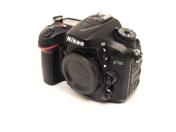 USATO: Nikon D7100 Body - immagine 3