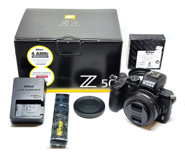 USATO: Nikon Z50 kit con obiettivo NIKKOR Z DX 16-50mm f/3.5-6.3 VR