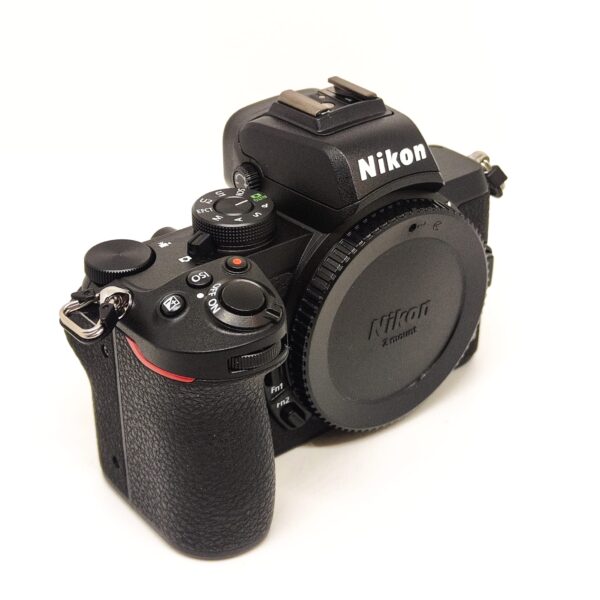 USATO: Mirrorless Nikon Z50 Body - immagine 3