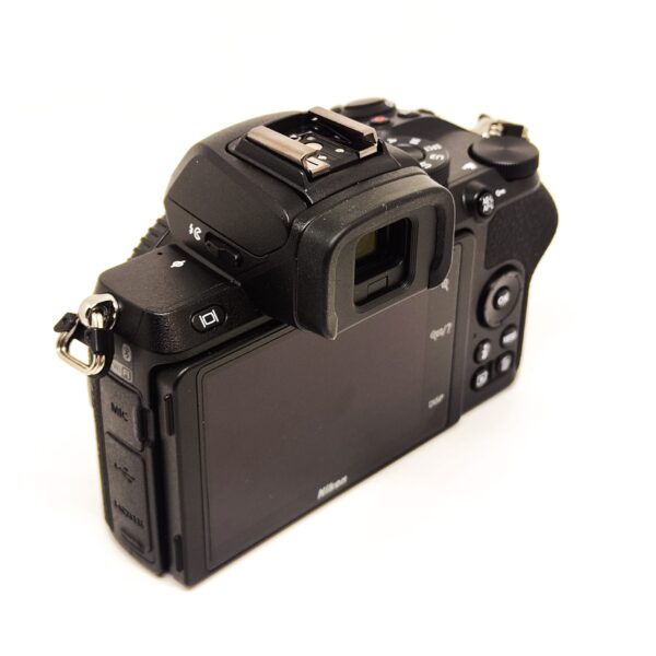 USATO: Mirrorless Nikon Z50 Body - immagine 5