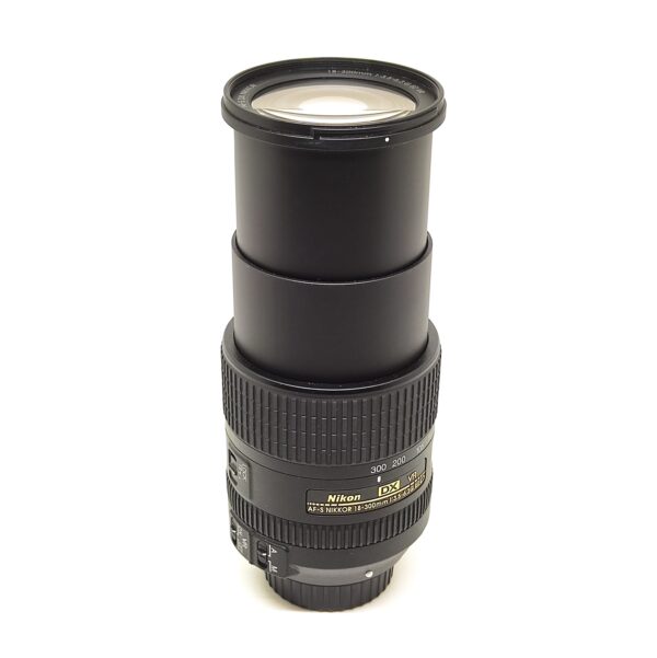 USATO: Nikon AF-S NIKKOR 18-300 f/3.5-6.3G ED VR - immagine 3