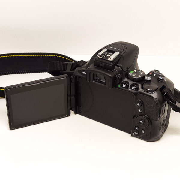 USATO: Nikon D5500 Body - immagine 6