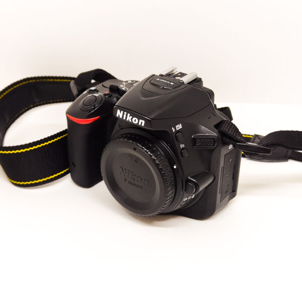 USATO: Nikon D5500 Body - immagine 2