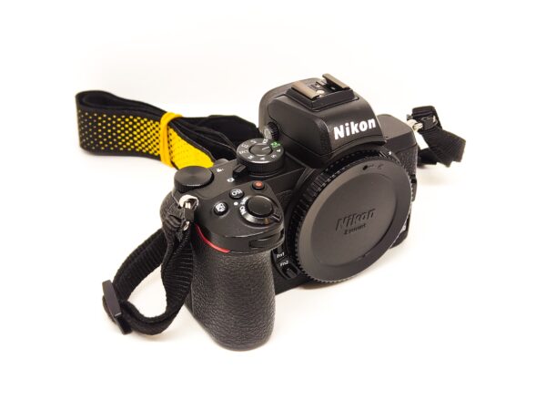 USATO: Mirrorless Nikon Z50 Body - immagine 2