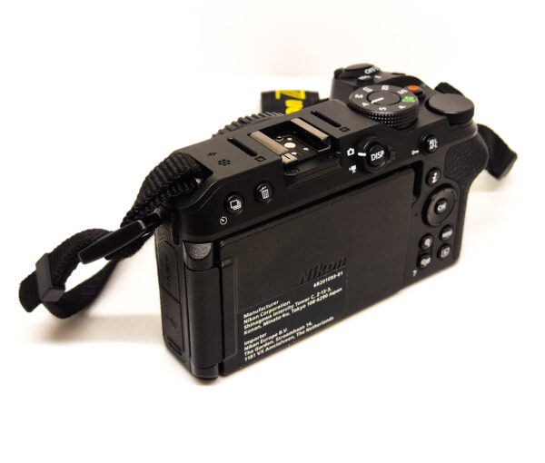 USATO: Mirrorless Nikon Z30 Body - immagine 5